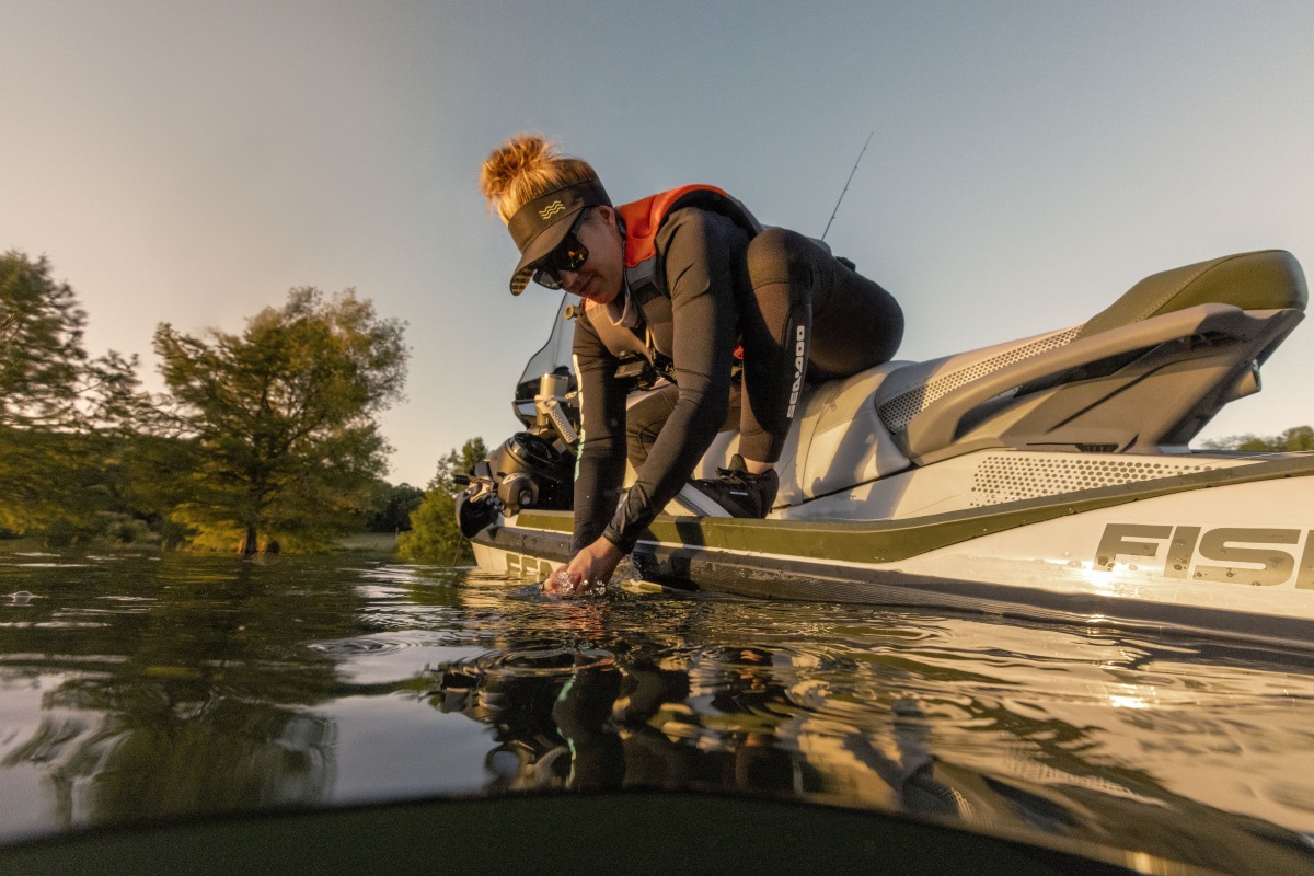 gtx300fishapex2025_FishPro APEX 300