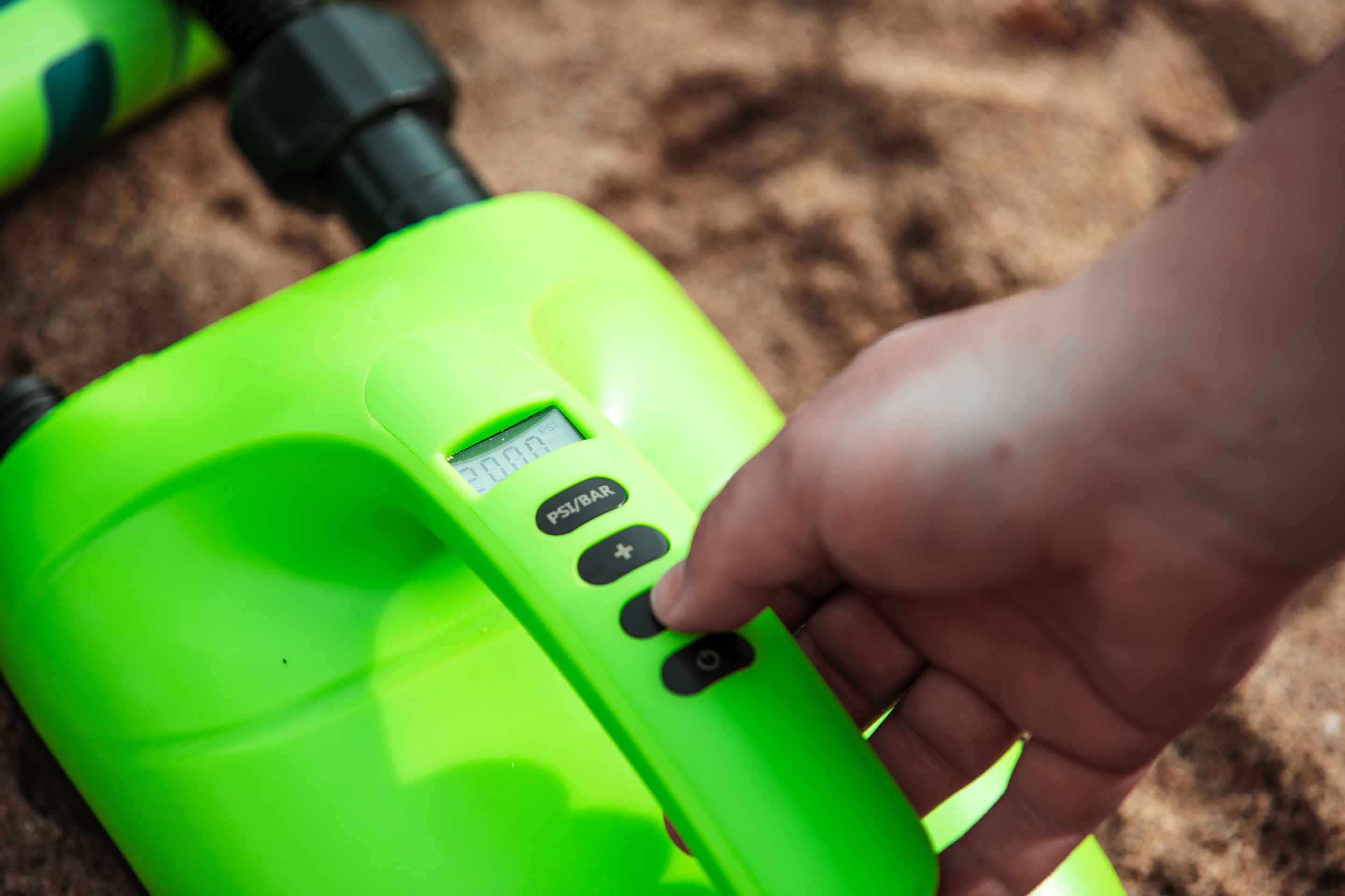 410022001db_Portable Electric Air Pump W