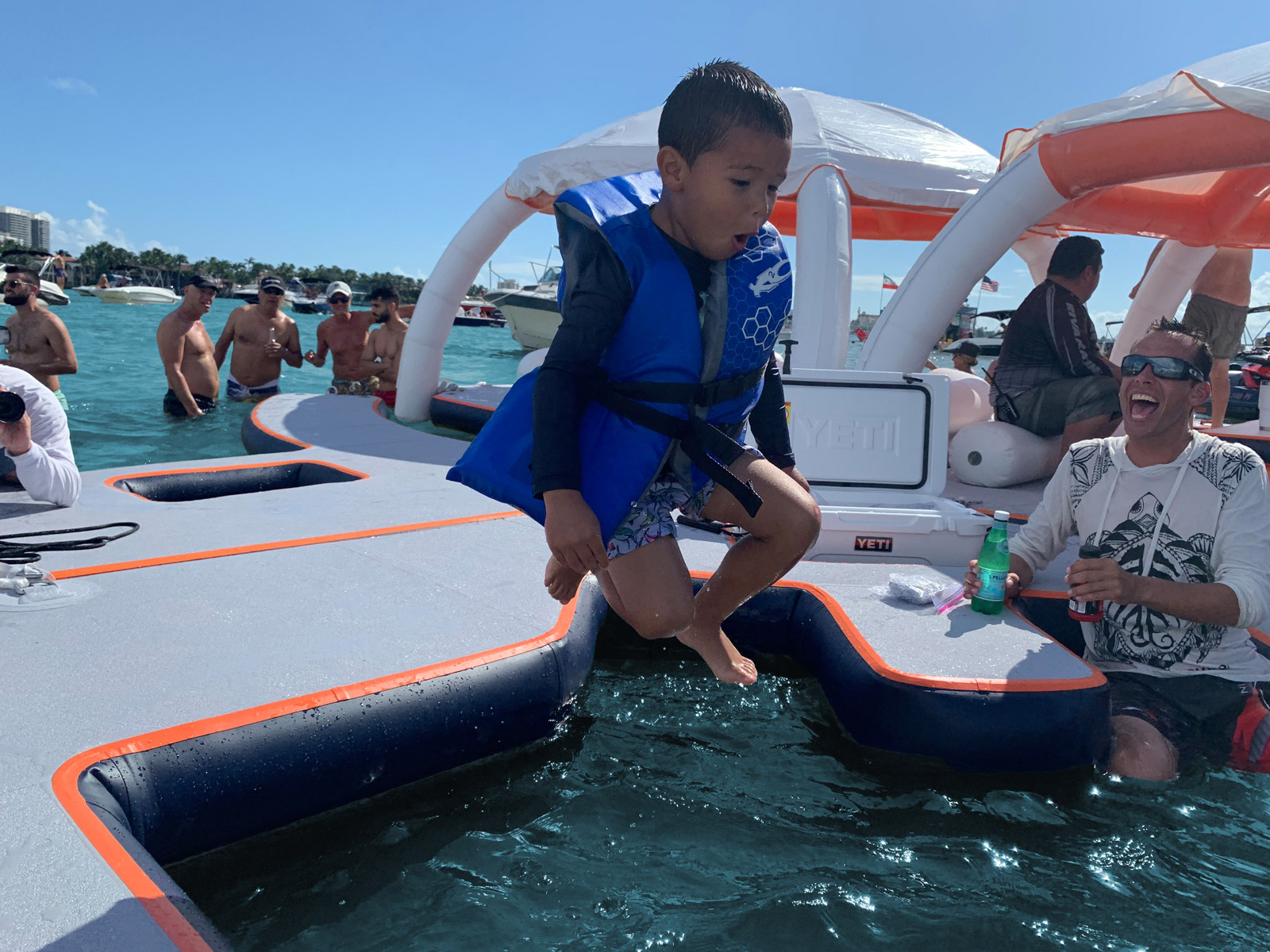 20323yb_Yachtbeach Aqua Banas - Command 