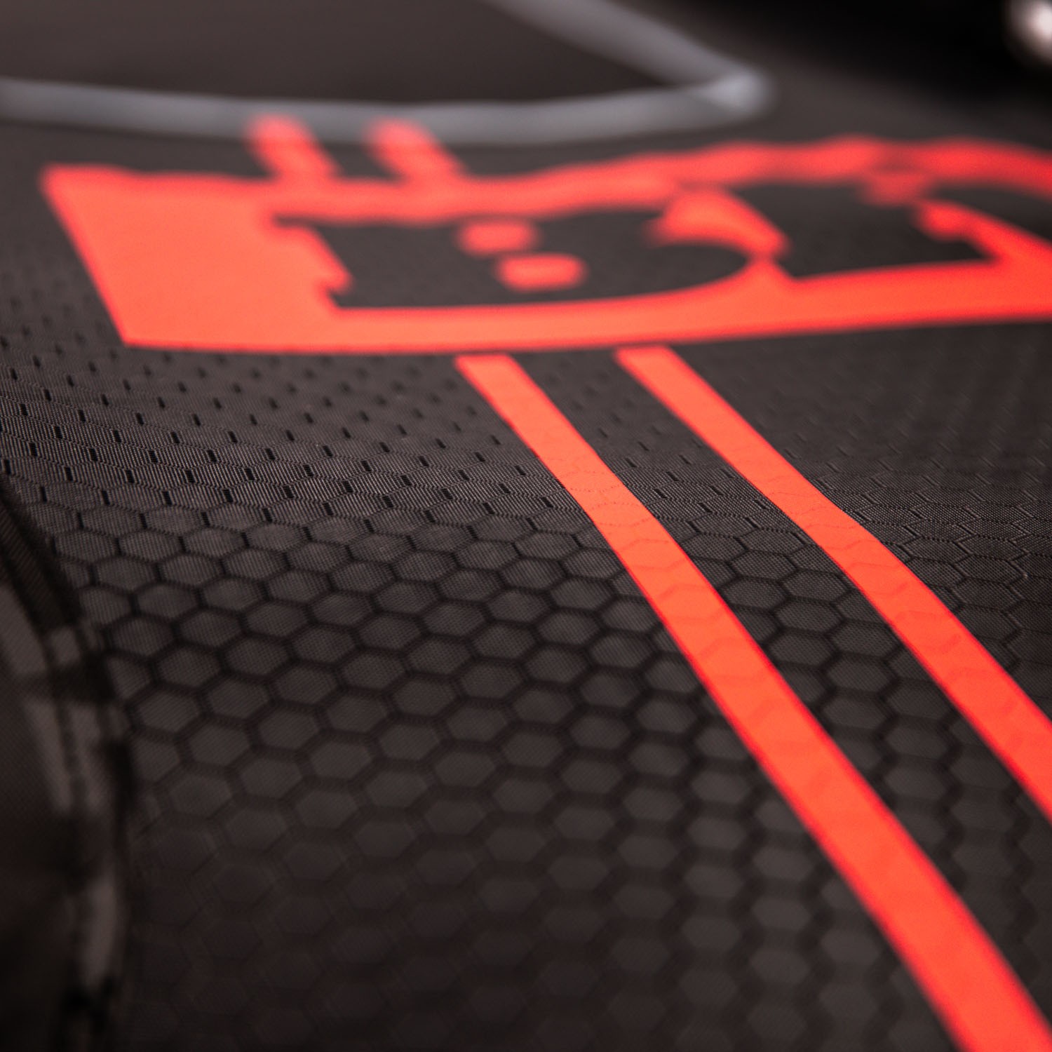 230223005db_Brabus x Jobe Shadow Scout T