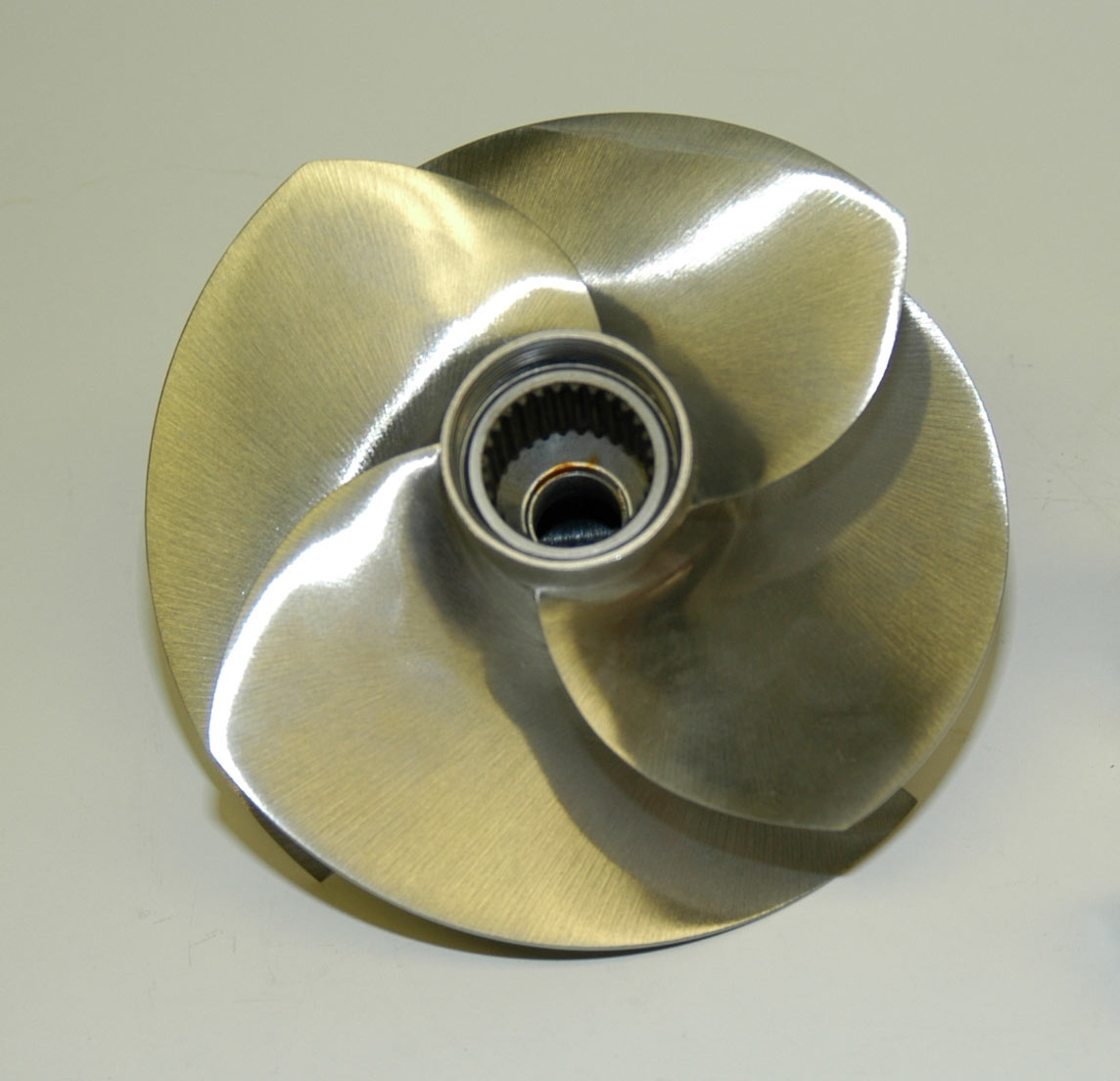 SS598328SW1021hp_SW-1021 Skat-Track Edel