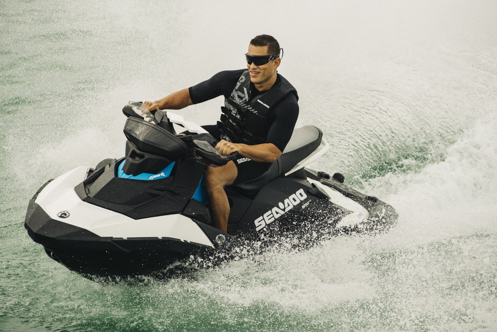 295100864_Gepäckfach vorne