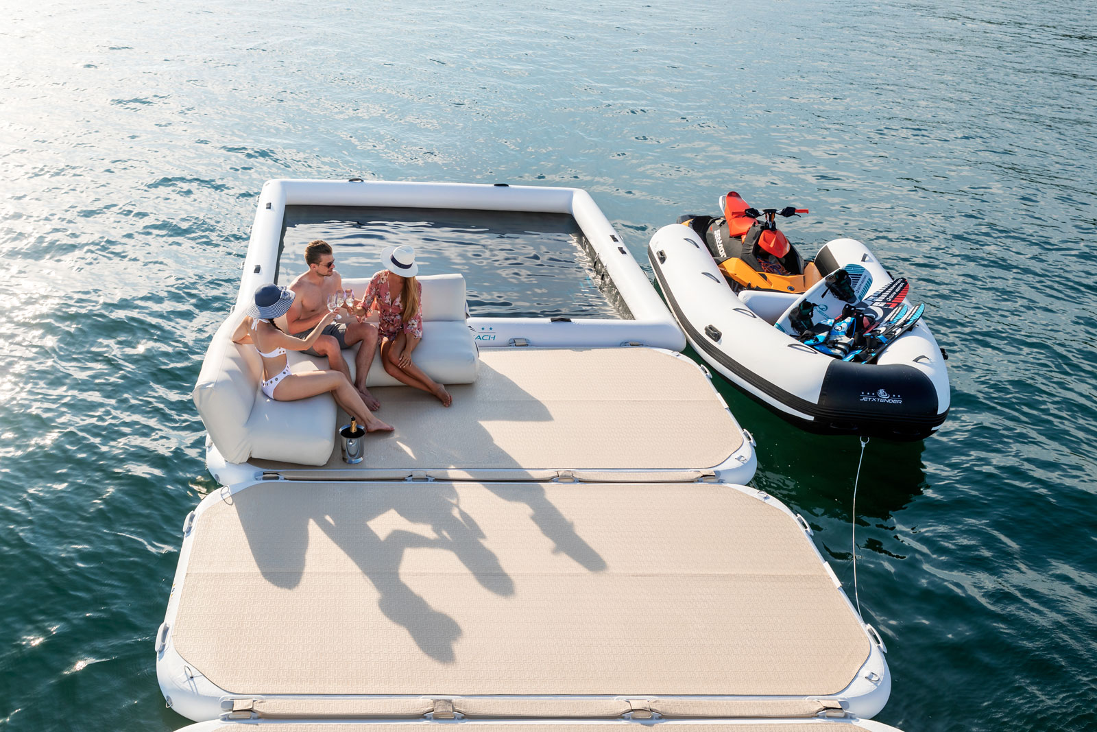 19611yb_Yachtbeach Air Sofa