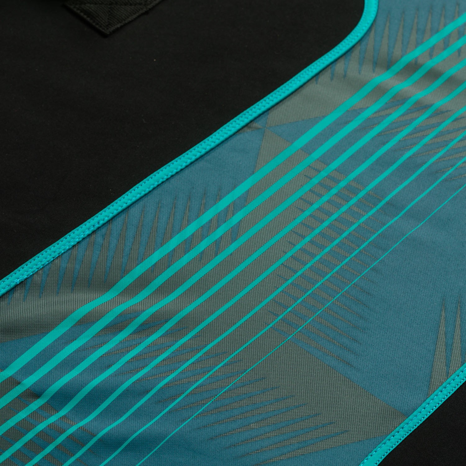 230325002db_Compound Towable 3P