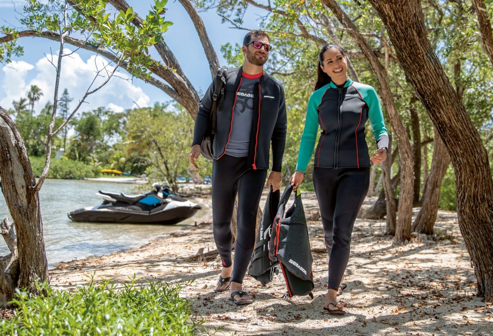 444246--04_Sea-Doo Flip-Flops