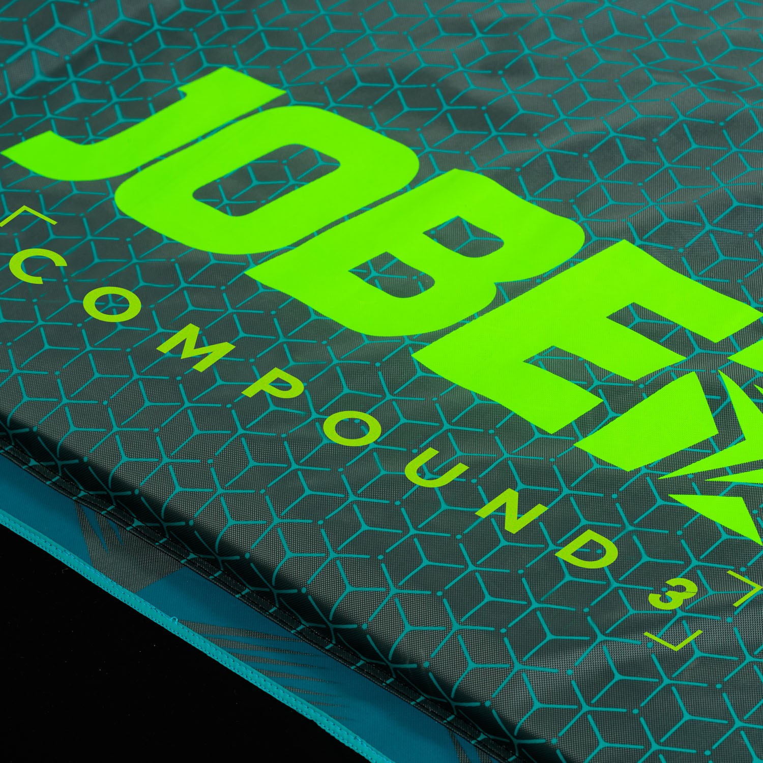 230325002db_Compound Towable 3P