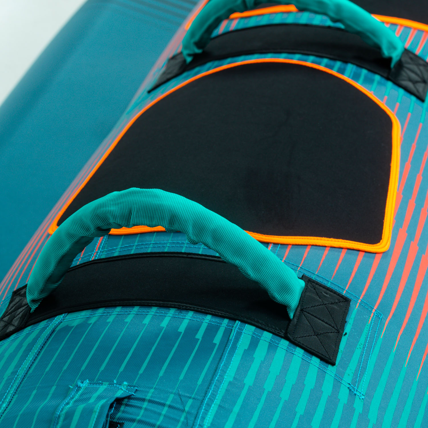 230424001db_Jobe Chaser Towable 4P