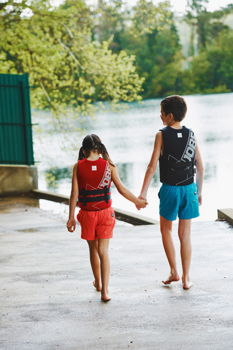 244917303db_Jobe Neopren Weste