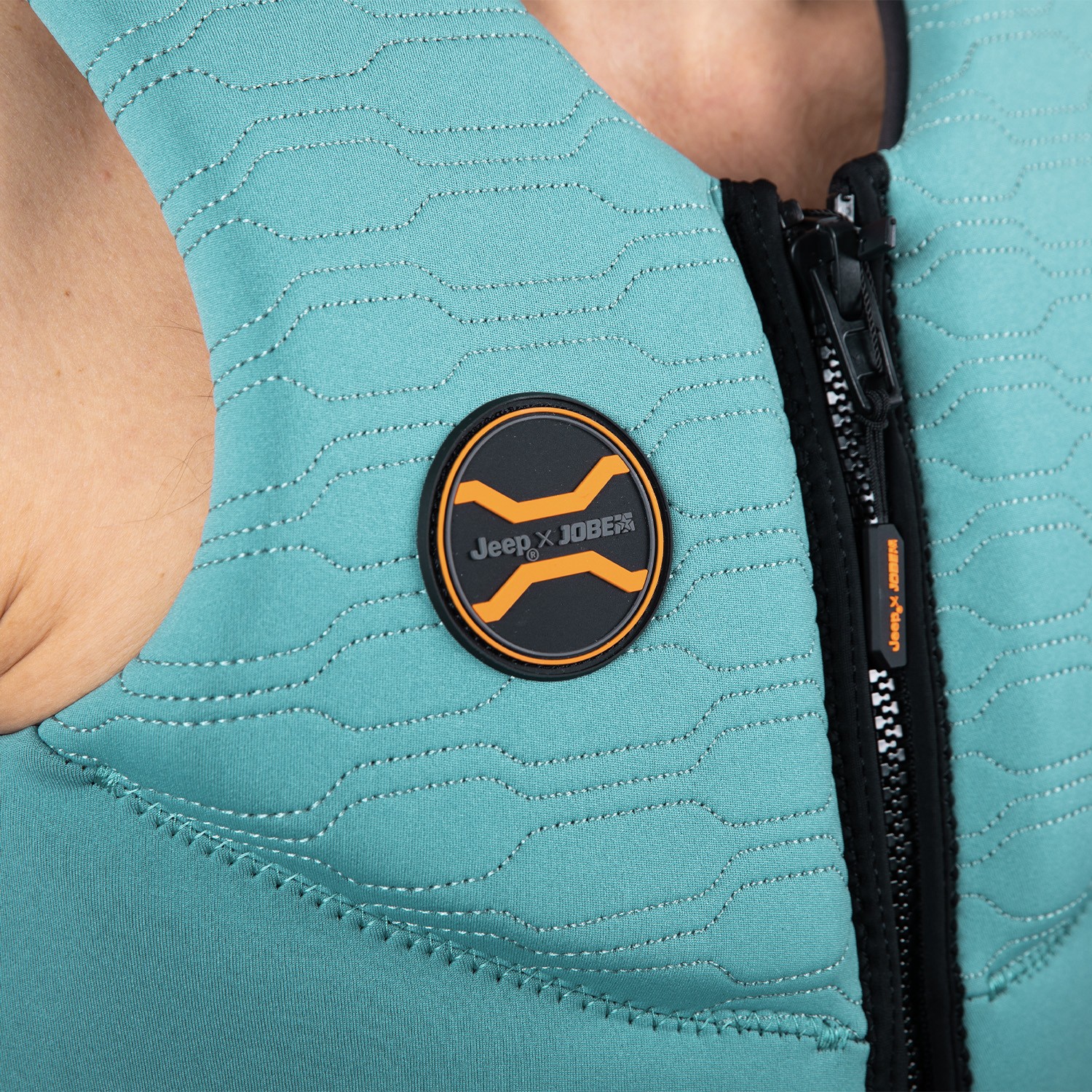 244924007db_JEEP Neoprene Vest Men