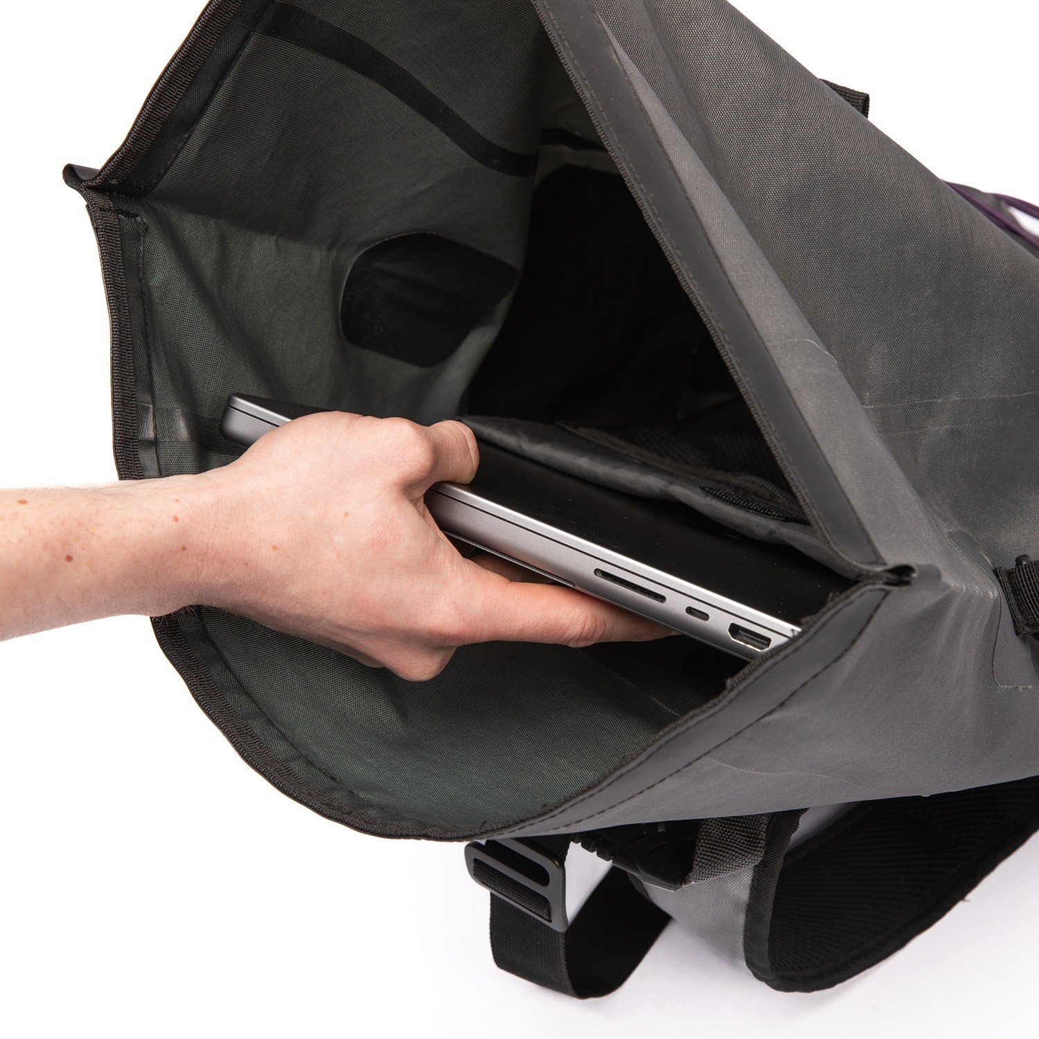 220025006db_Waterproof Daypack Gray