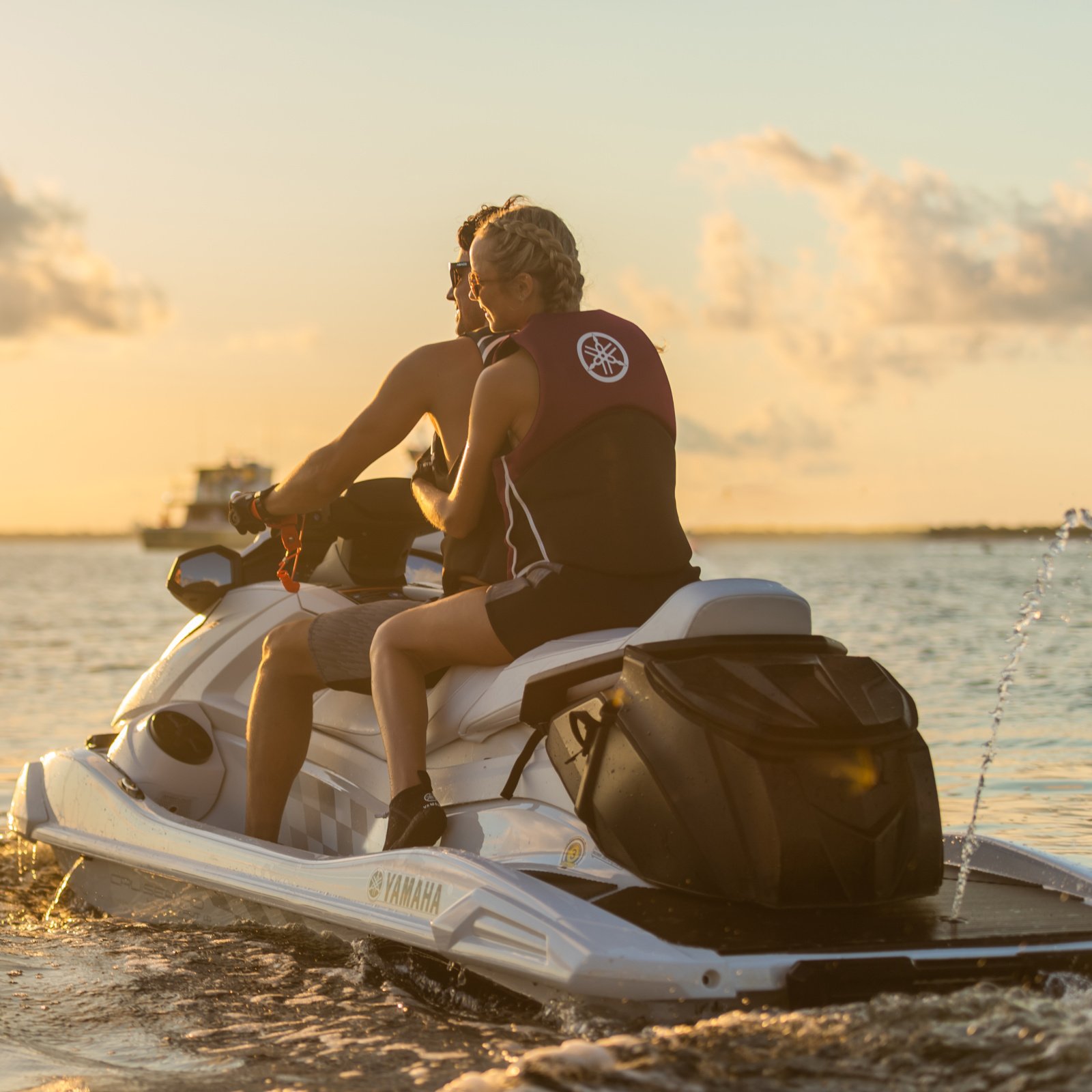 F3X-U89A1-V0-00_Yamaha FX Stauraum Heck 