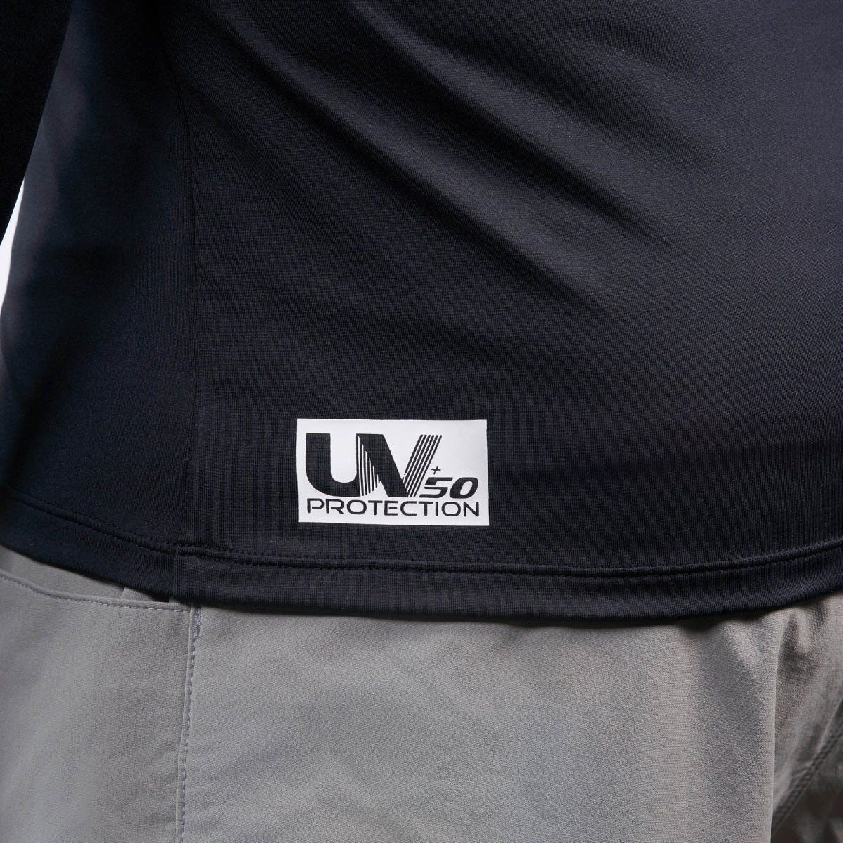 454459--90_Signature Long Sleeve Rashgua