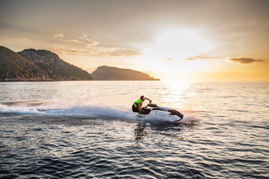 F4P300050A_SuperJet 2023