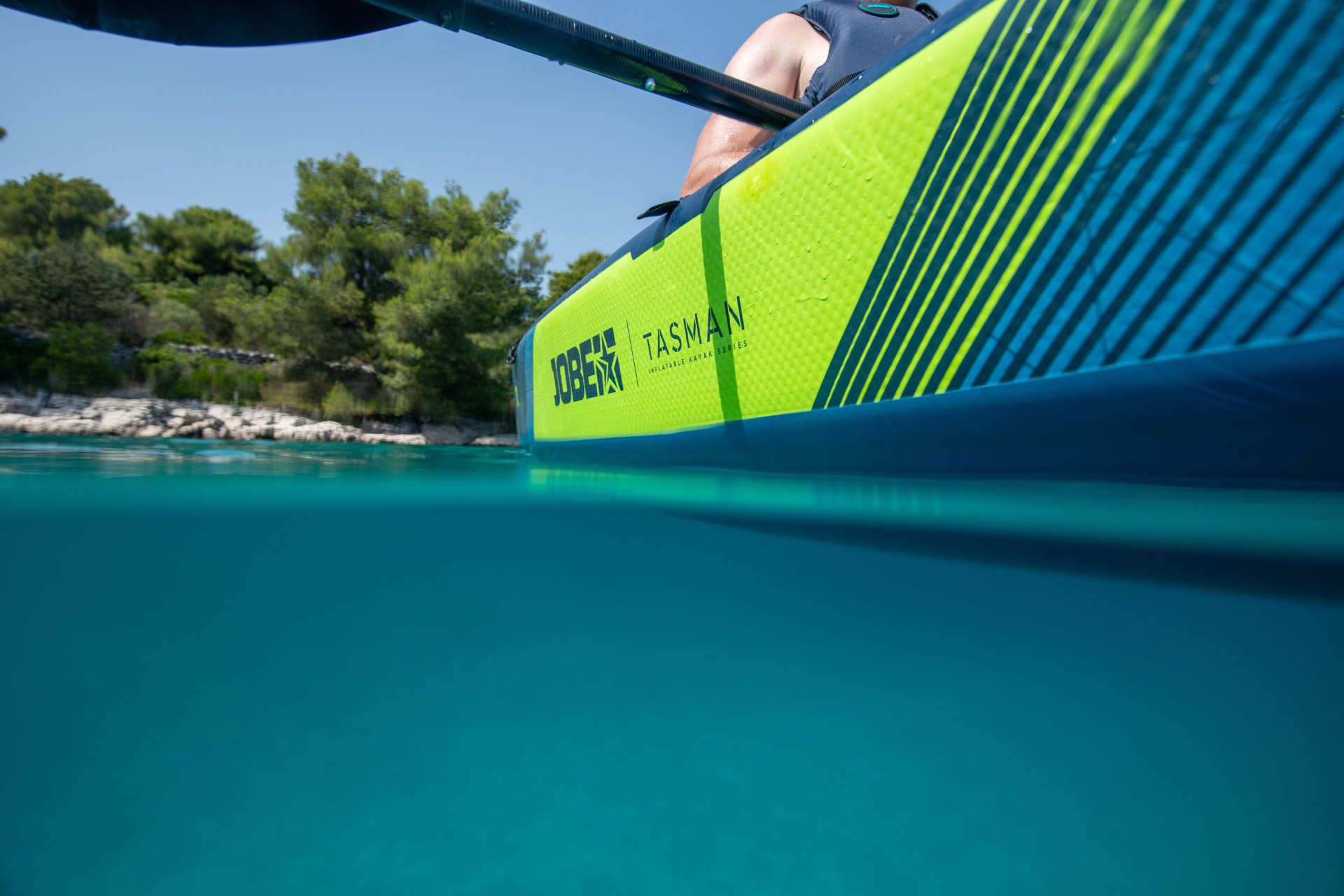 600024003db_Tasman Inflatable Kayak Pack